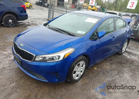 2017 Kia Forte Lx z USA, uszkodzony, nr VIN 3KPFK4A71HE052215